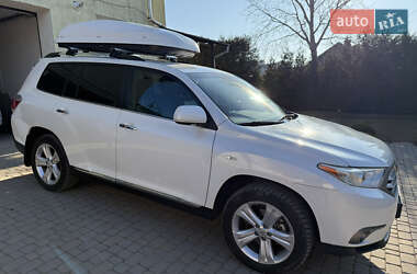 Позашляховик / Кросовер Toyota Highlander 2011 в Чернівцях