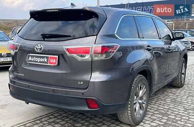 Позашляховик / Кросовер Toyota Highlander 2015 в Львові