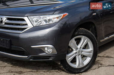 Внедорожник / Кроссовер Toyota Highlander 2011 в Киеве