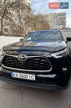 Позашляховик / Кросовер Toyota Highlander 2021 в Одесі