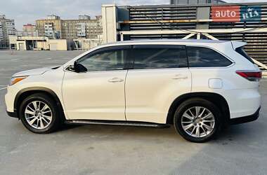 Позашляховик / Кросовер Toyota Highlander 2014 в Києві