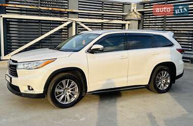 Позашляховик / Кросовер Toyota Highlander 2014 в Києві