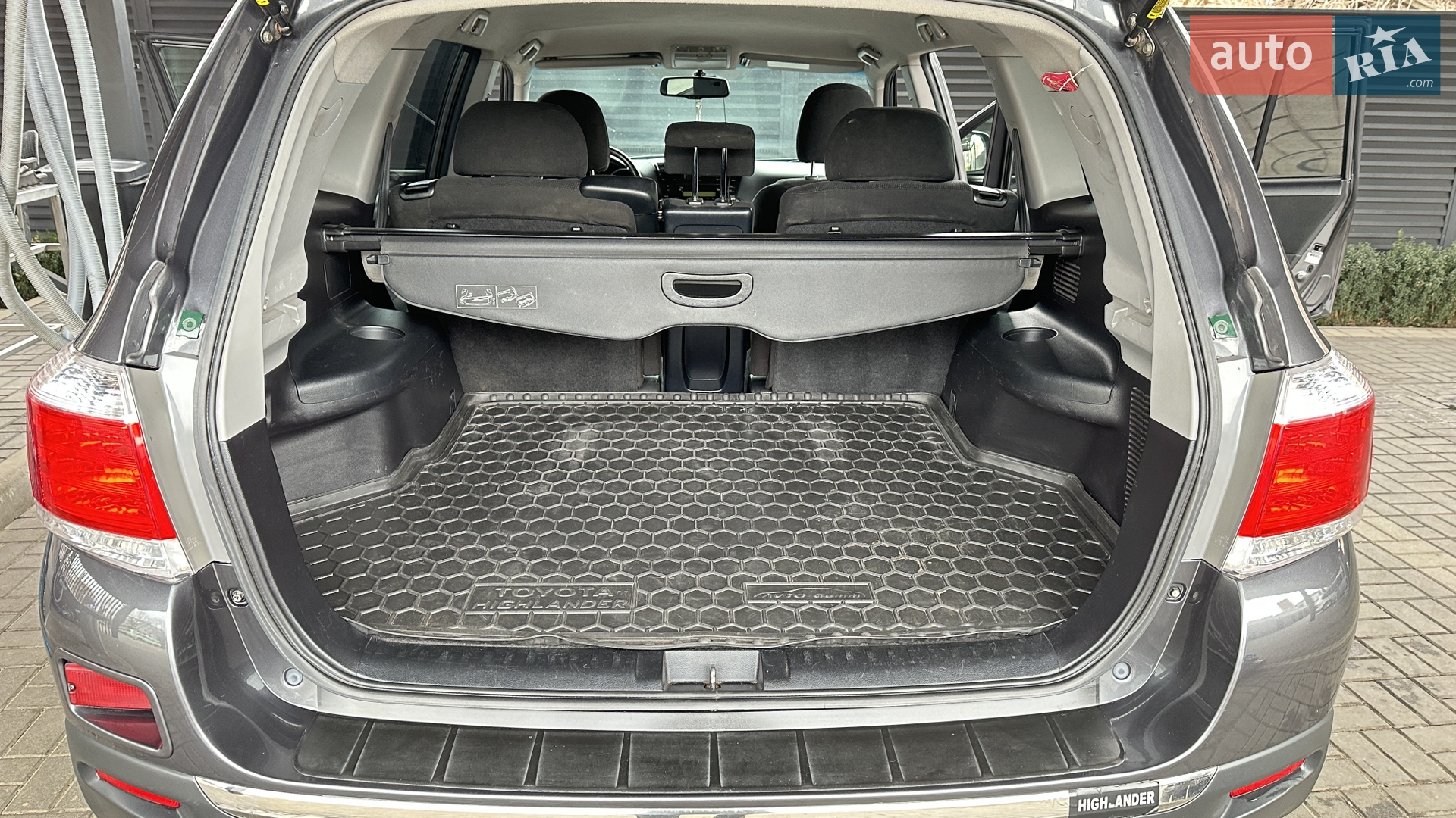 2011 Toyota Highlander - мініатюра 20