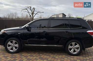 Внедорожник / Кроссовер Toyota Highlander 2011 в 