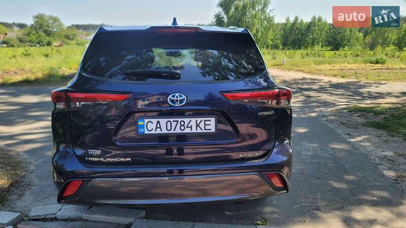 Позашляховик / Кросовер Toyota Highlander 2022 в Черкасах