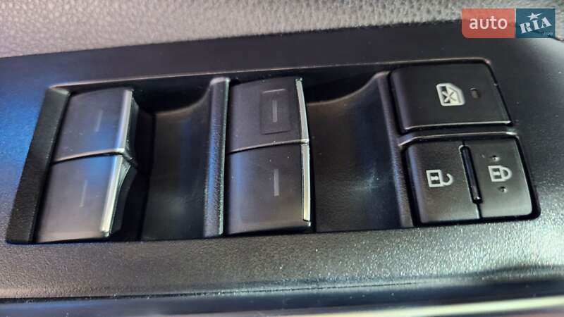 Позашляховик / Кросовер Toyota Highlander 2022 в Черкасах