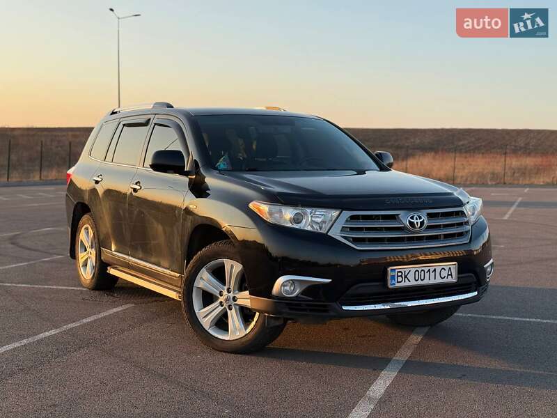 Внедорожник / Кроссовер Toyota Highlander 2010 в Ровно