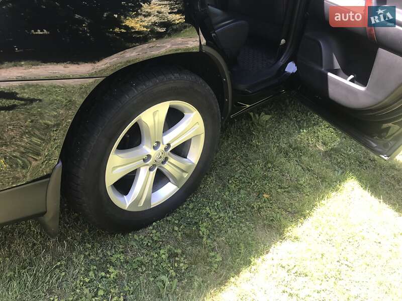 Внедорожник / Кроссовер Toyota Highlander 2013 в Киеве