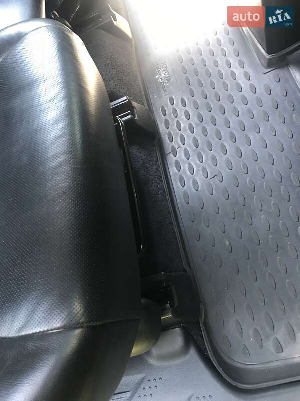 Внедорожник / Кроссовер Toyota Highlander 2013 в Киеве