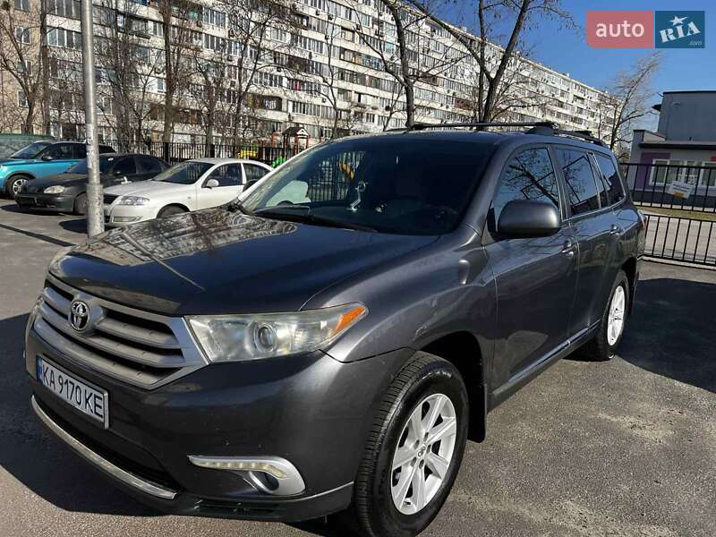 Внедорожник / Кроссовер Toyota Highlander 2012 в Киеве