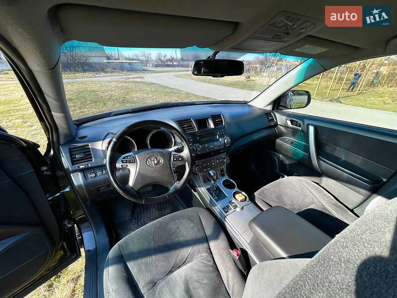 Позашляховик / Кросовер Toyota Highlander 2010 в Павлограді