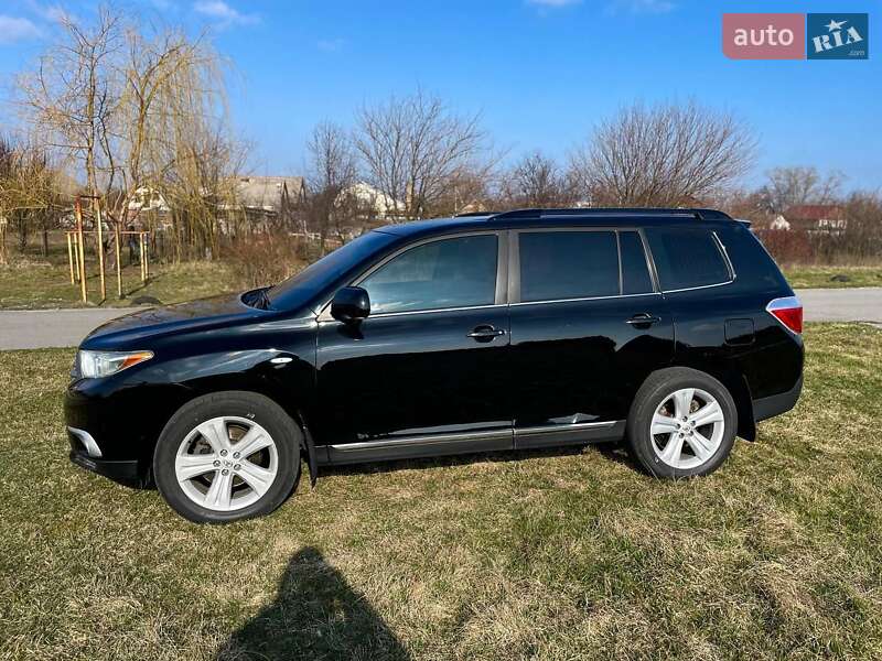 Позашляховик / Кросовер Toyota Highlander 2010 в Павлограді