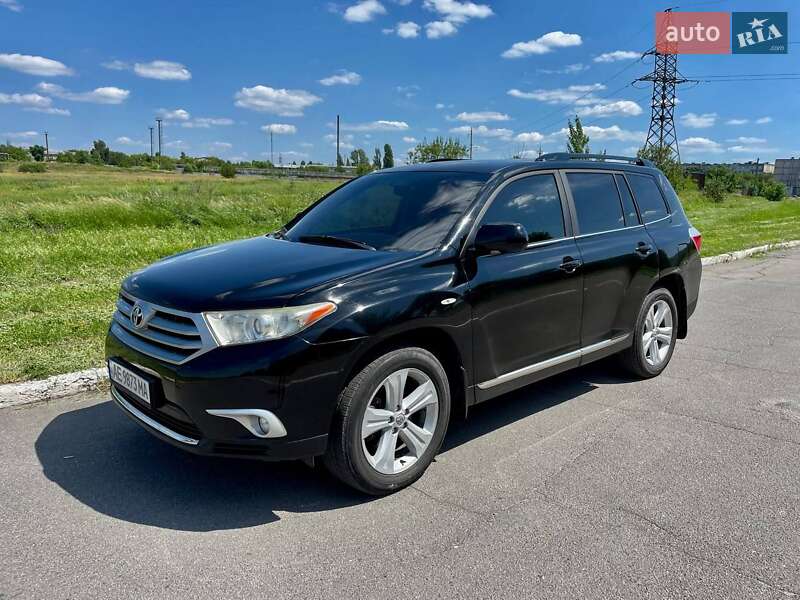 Позашляховик / Кросовер Toyota Highlander 2010 в Павлограді