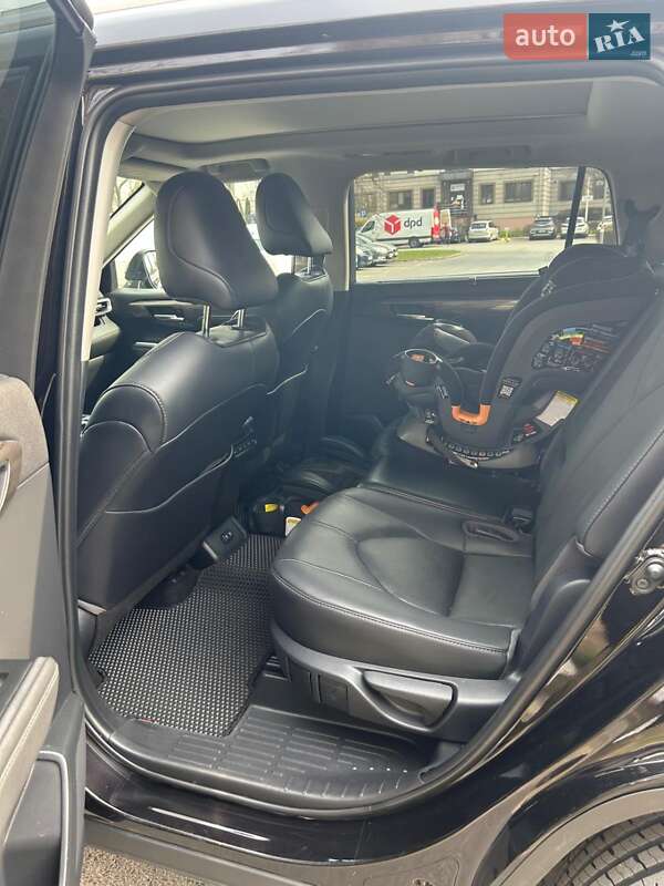 Внедорожник / Кроссовер Toyota Highlander 2020 в Любешове