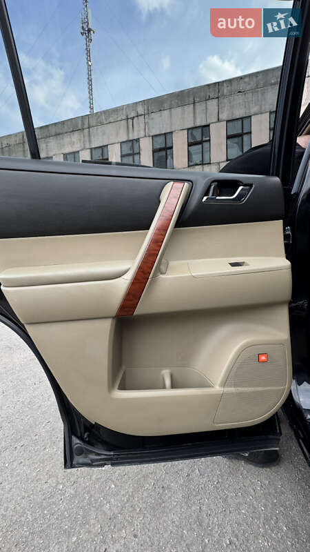 Внедорожник / Кроссовер Toyota Highlander 2008 в Тернополе