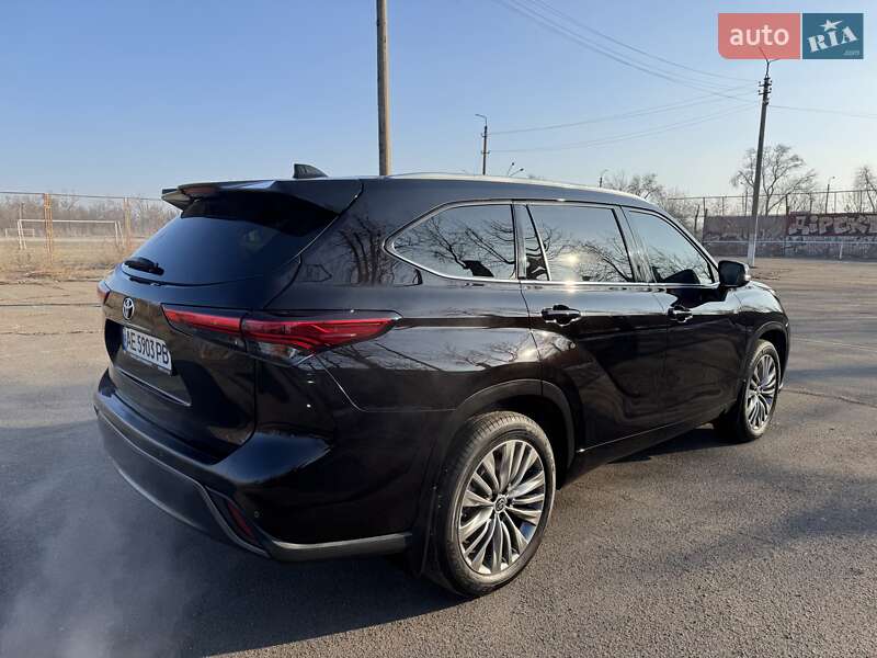 Внедорожник / Кроссовер Toyota Highlander 2020 в Кривом Роге фото 5 Внедорожник / Кроссовер Toyota Highlander 2020 в Кривом Роге