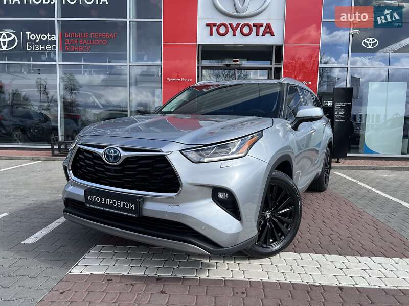 Внедорожник / Кроссовер Toyota Highlander 2024 в 