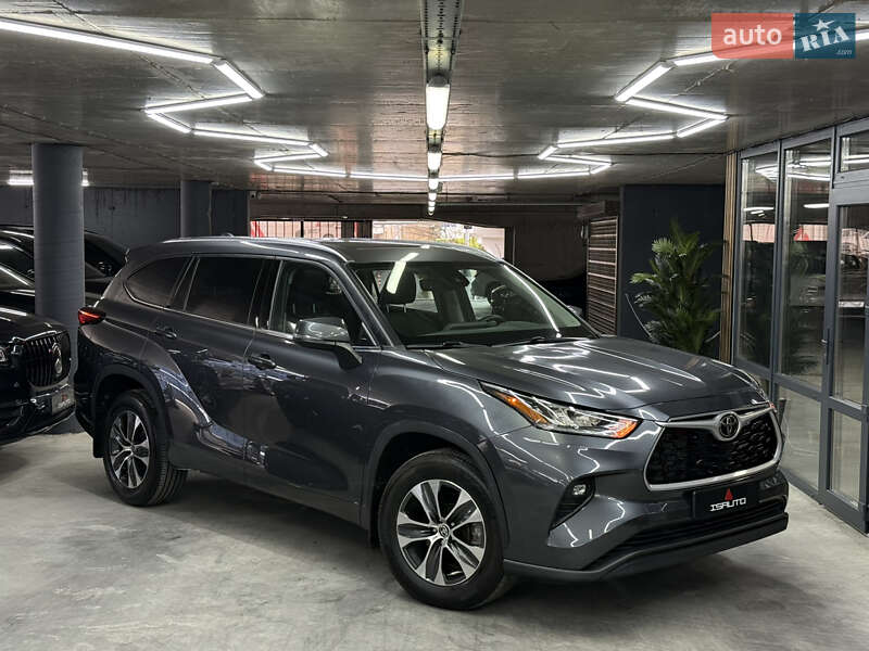 Toyota Highlander 2020