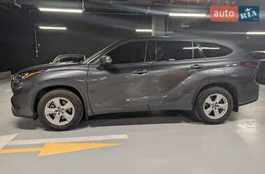 Позашляховик / Кросовер Toyota Highlander 2020 в 