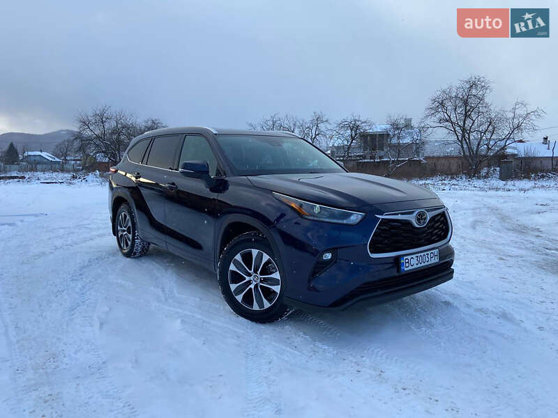 Позашляховик / Кросовер Toyota Highlander 2021 в Рожнятові фото Позашляховик / Кросовер Toyota Highlander 2021 в Рожнятові