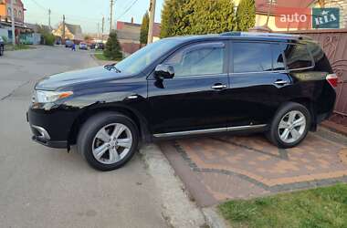 Внедорожник / Кроссовер Toyota Highlander 2011 в 