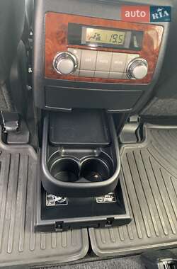 Внедорожник / Кроссовер Toyota Highlander 2011 в 