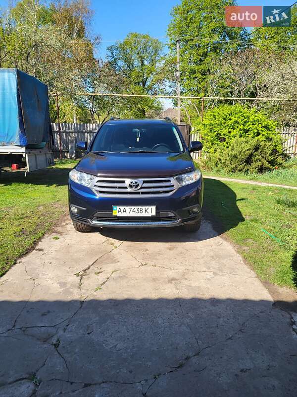 Внедорожник / Кроссовер Toyota Highlander 2011 в Богодухове фото 8 Внедорожник / Кроссовер Toyota Highlander 2011 в Богодухове