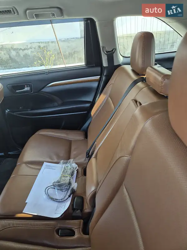 Toyota Highlander 2018 VIN 5TDDZRFH00S847736 фото оголошення 6 з 43