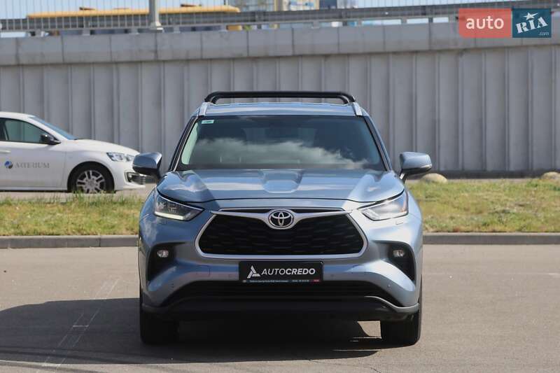Внедорожник / Кроссовер Toyota Highlander 2020 в Киеве