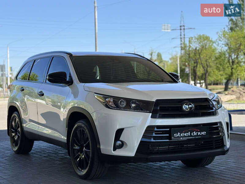 Позашляховик / Кросовер Toyota Highlander 2019 в Миколаєві