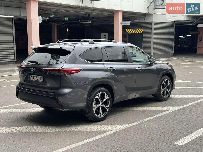 Позашляховик / Кросовер Toyota Highlander 2023 в Києві