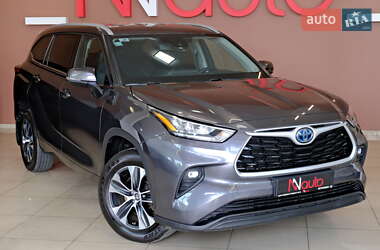 Внедорожник / Кроссовер Toyota Highlander 2023 в 