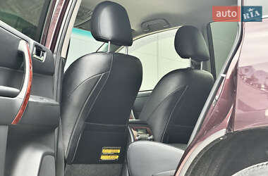 Внедорожник / Кроссовер Toyota Highlander 2012 в 