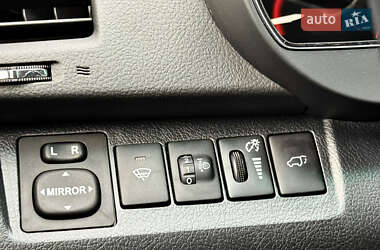 Внедорожник / Кроссовер Toyota Highlander 2012 в 