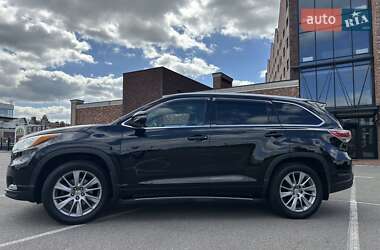 Позашляховик / Кросовер Toyota Highlander 2014 в Києві