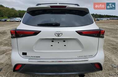 Внедорожник / Кроссовер Toyota Highlander 2024 в 