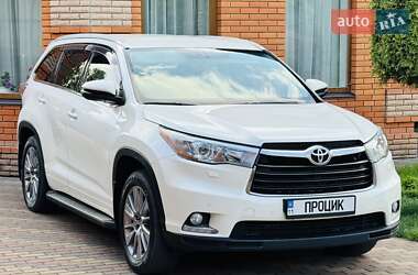 Внедорожник / Кроссовер Toyota Highlander 2014 в Киеве