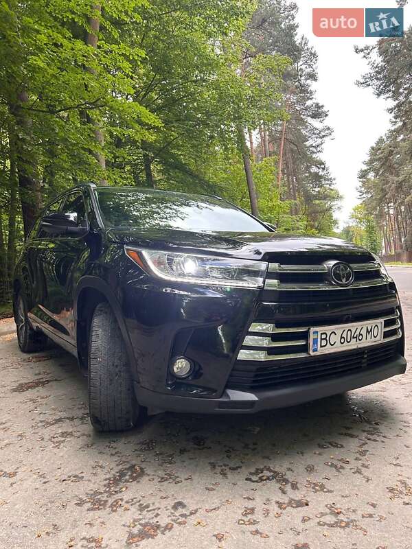 Toyota Highlander 2016