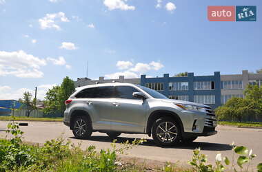 Позашляховик / Кросовер Toyota Highlander 2018 в Дніпрі