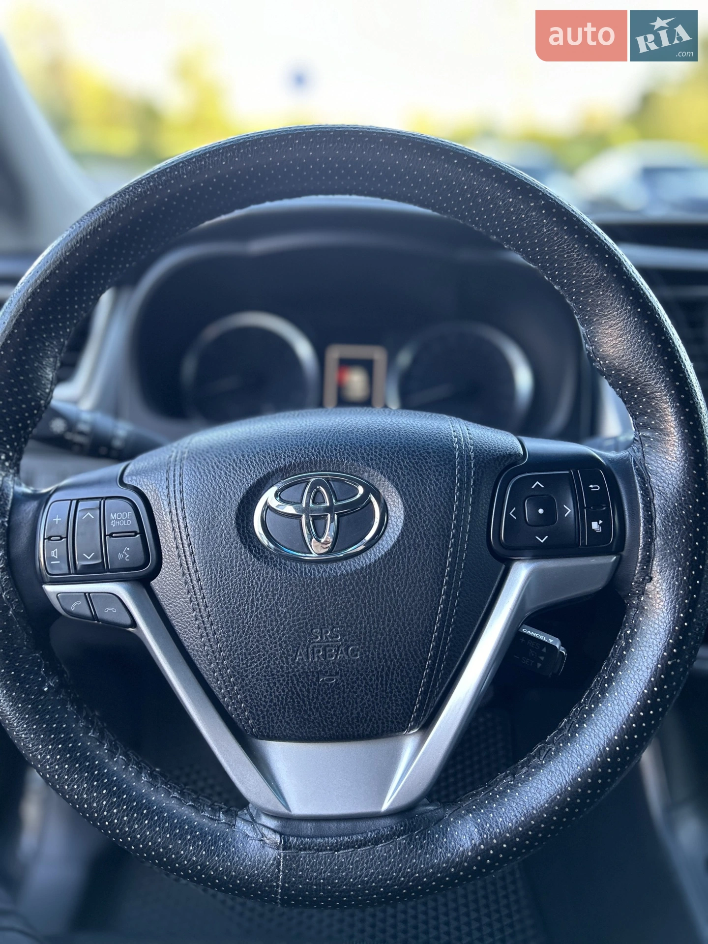 2017 Toyota Highlander - мініатюра 4