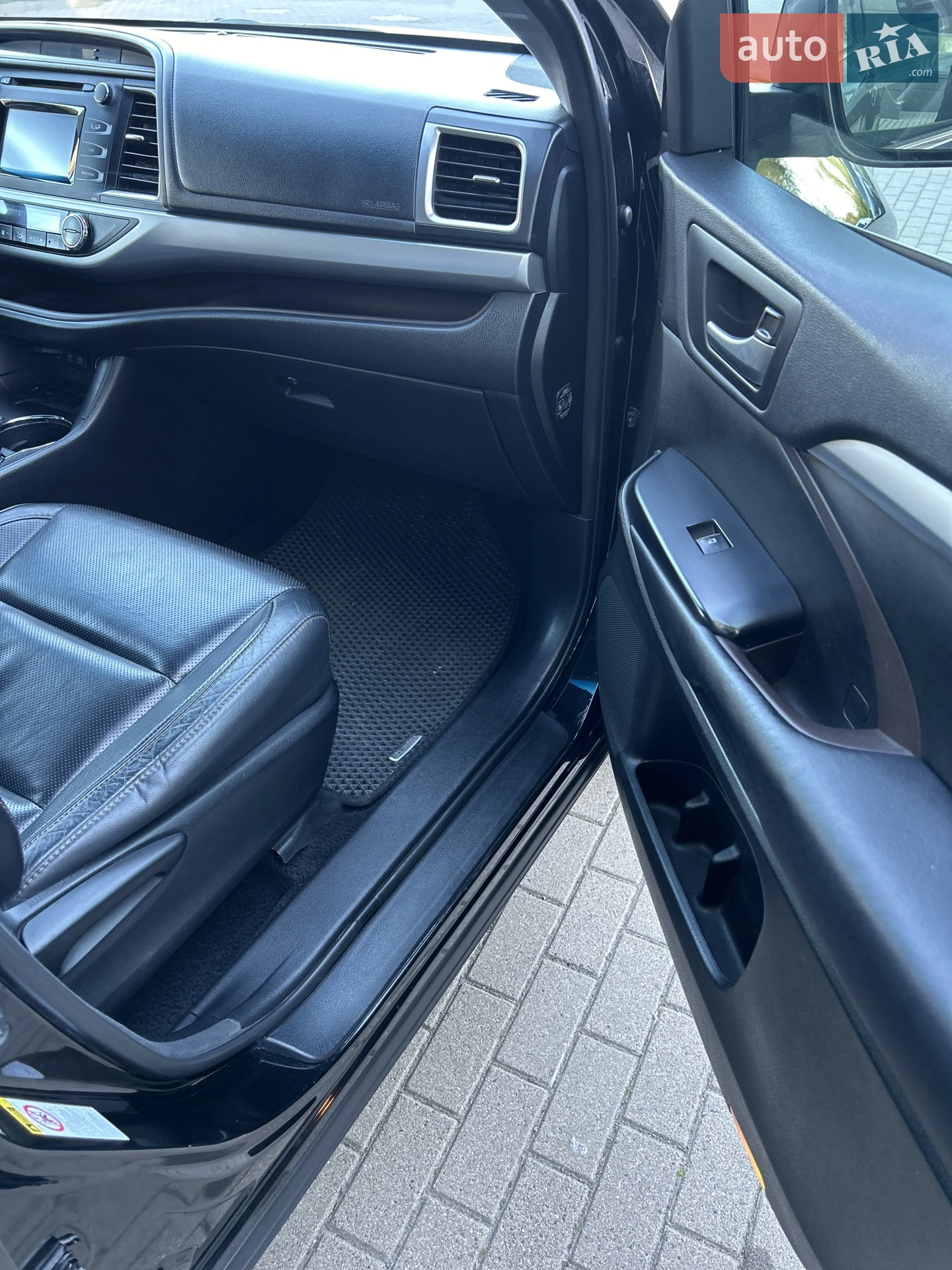 2017 Toyota Highlander - мініатюра 14