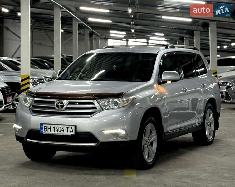 Позашляховик / Кросовер Toyota Highlander 2012 в Одесі