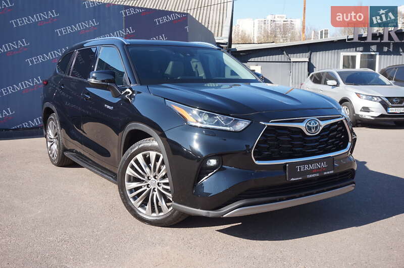 Toyota Highlander 2021