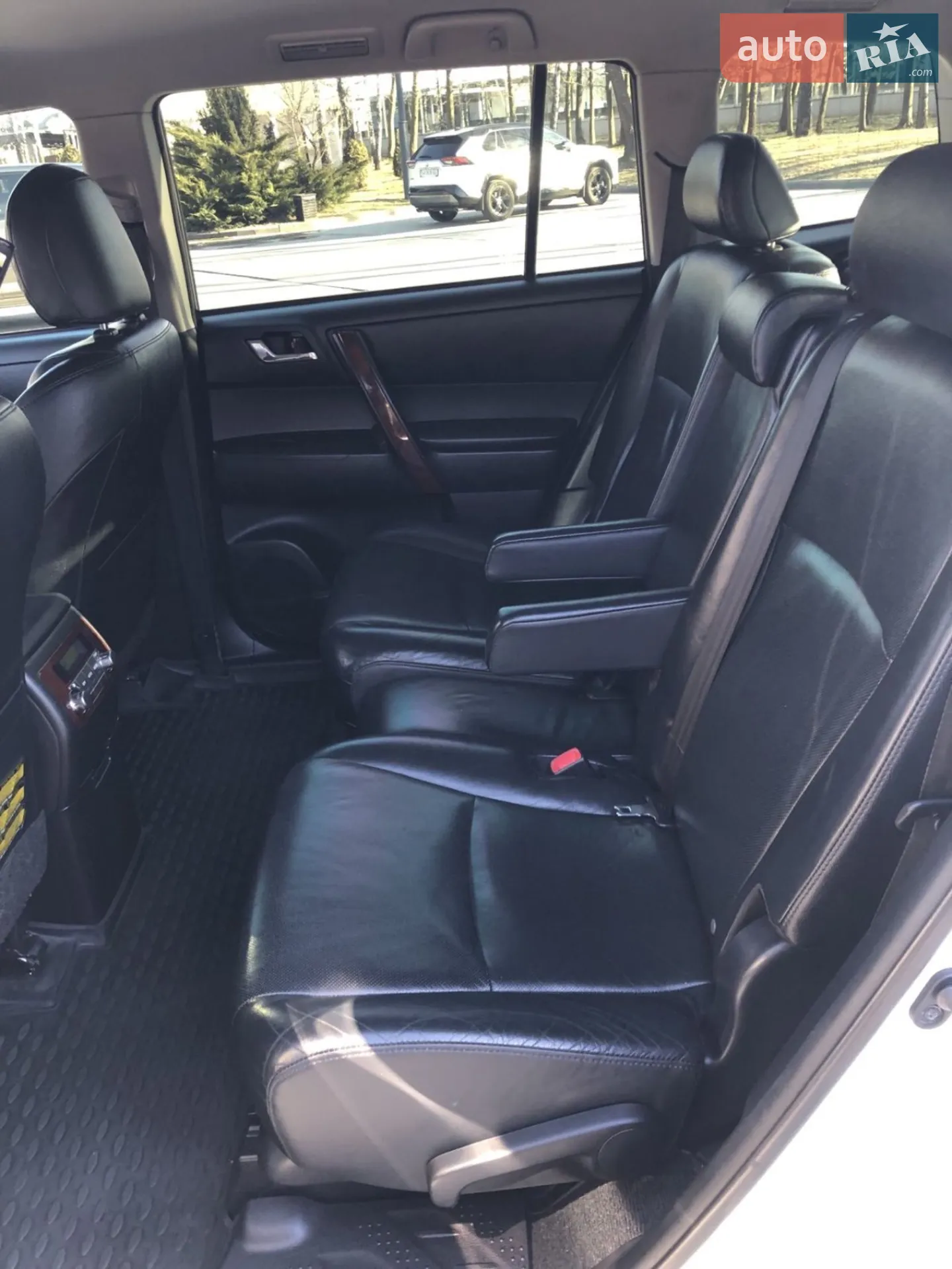 2013 Toyota Highlander - мініатюра 14