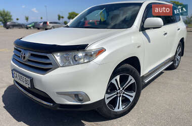 Внедорожник / Кроссовер Toyota Highlander 2011 в Черкассах