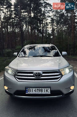 Позашляховик / Кросовер Toyota Highlander 2011 в Полтаві