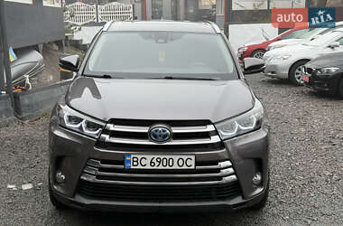 Внедорожник / Кроссовер Toyota Highlander 2017 в Львове
