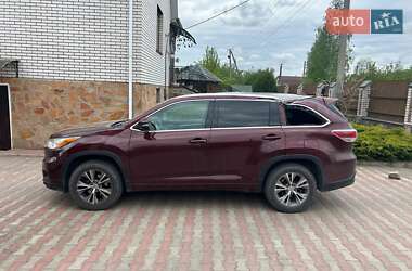 Внедорожник / Кроссовер Toyota Highlander 2014 в Олевске
