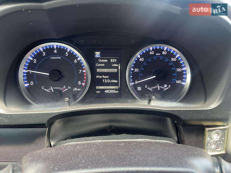 Внедорожник / Кроссовер Toyota Highlander 2018 в Ивано-Франковске