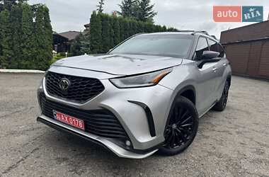 Позашляховик / Кросовер Toyota Highlander 2023 в Києві